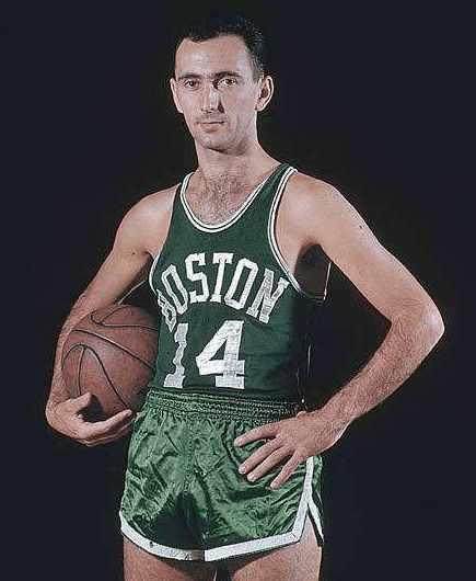 卫表现出兴 卫表现出兴