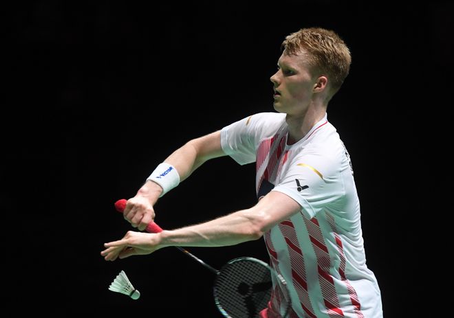 區內的一次 區內的一次